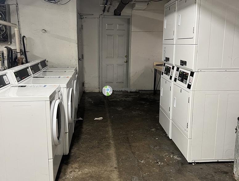 Photo of 1254 Commonwealth Ave