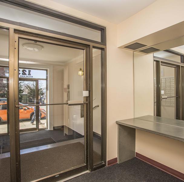 Photo of 123 Highland Ave