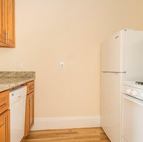 Photo of 123 Highland Ave