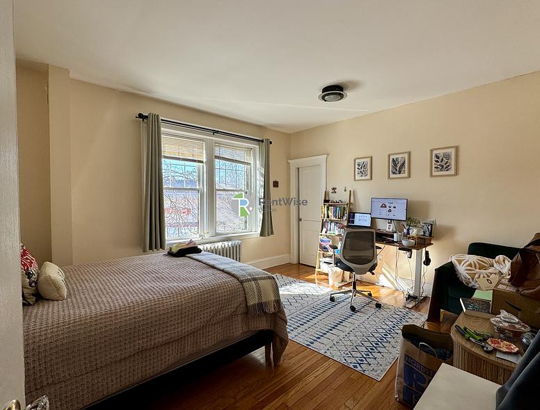 Photo of 399 Washington Street