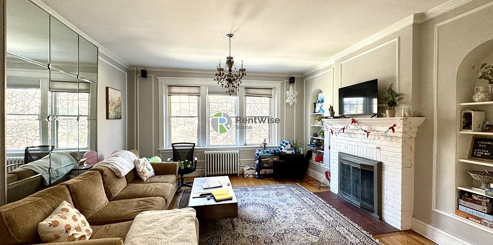 Photo of 399 Washington Street