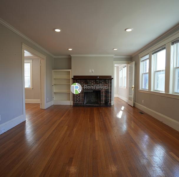 Photo of 651 Washington Street