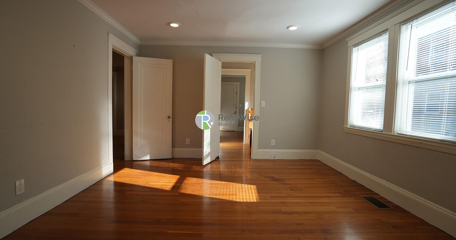 Photo of 651 Washington Street