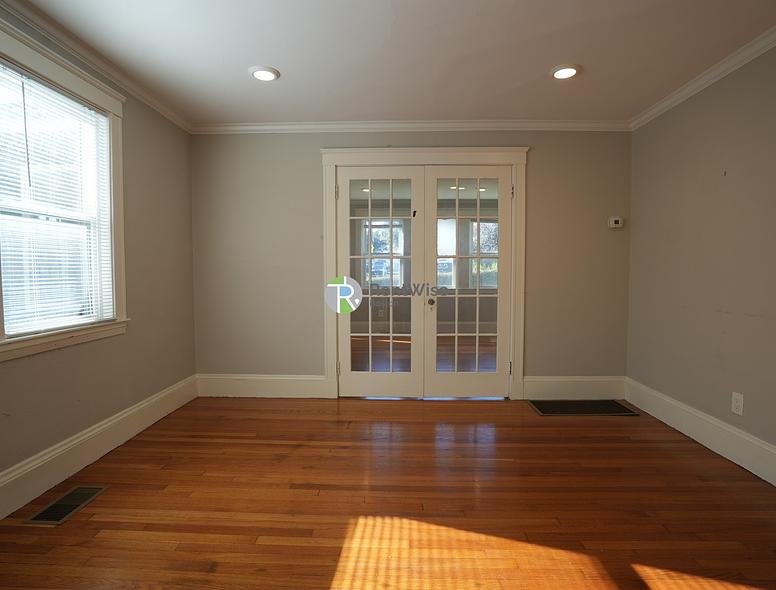 Photo of 651 Washington Street