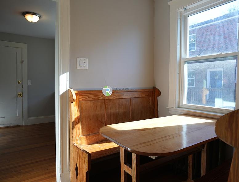 Photo of 651 Washington Street