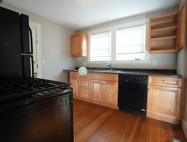 Photo of 651 Washington Street