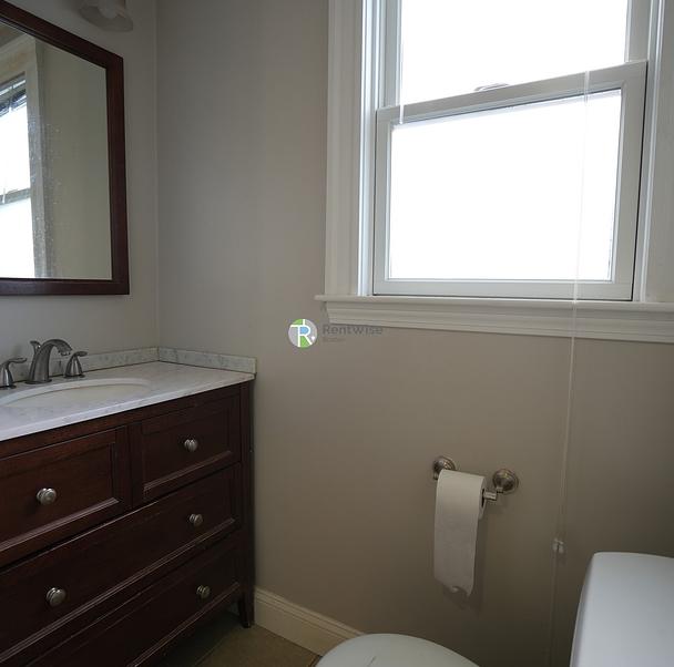 Photo of 651 Washington Street