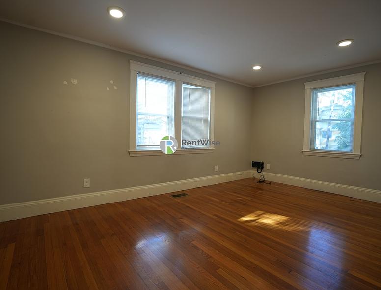 Photo of 651 Washington Street