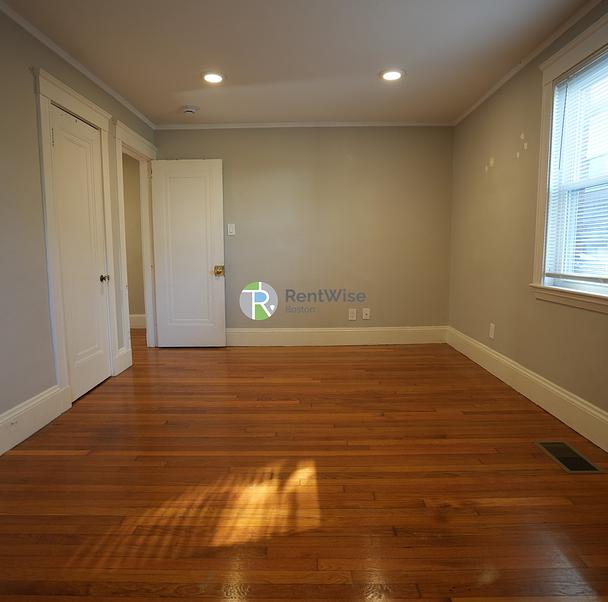 Photo of 651 Washington Street