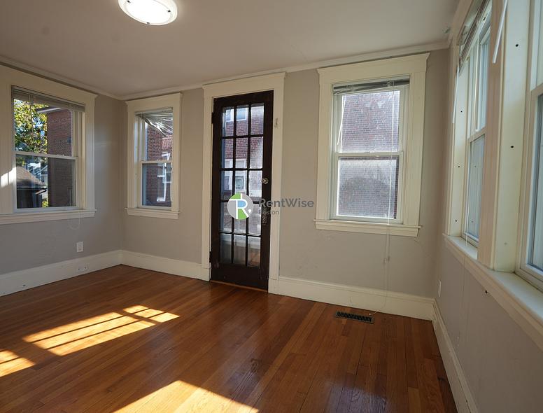 Photo of 651 Washington Street