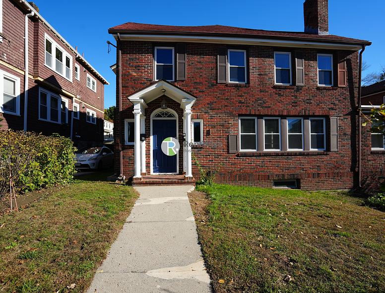 Photo of 651 Washington Street