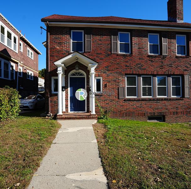 Photo of 651 Washington Street