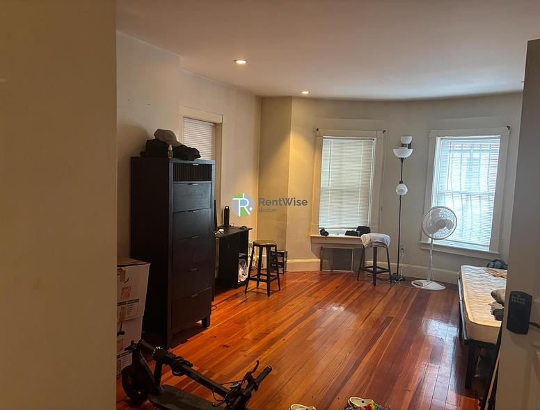 Photo of 151 Highland St