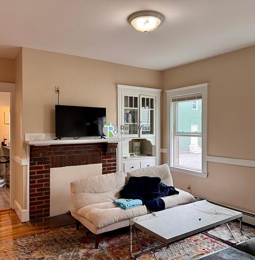 Photo of Beautiful apartment - close to Tufts!
