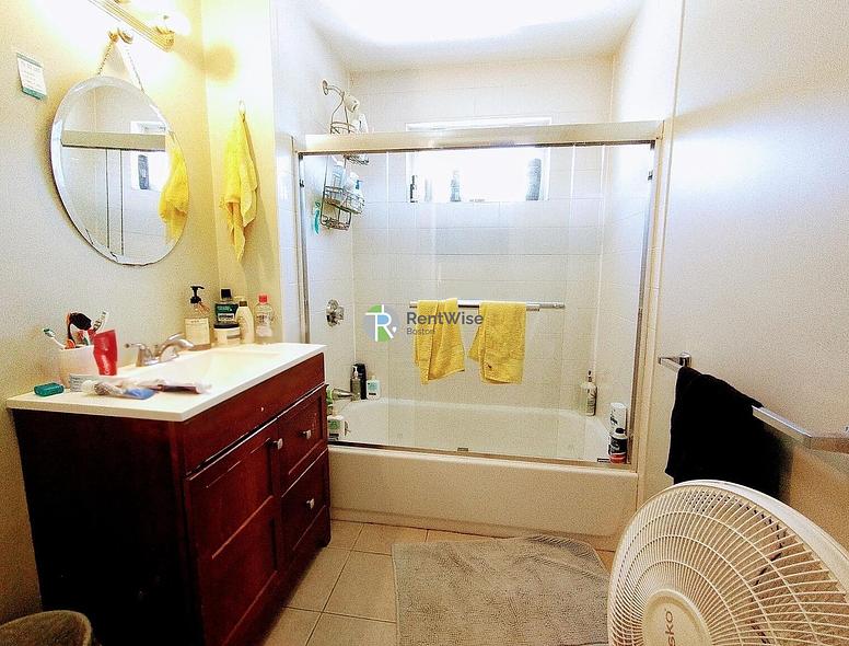 Photo of 89 Winthrop St