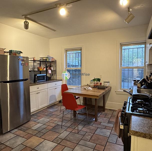 Photo of 8 Sewall St