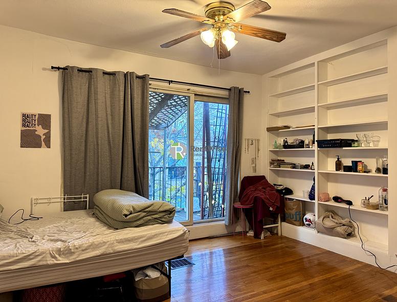 Photo of 8 Sewall St
