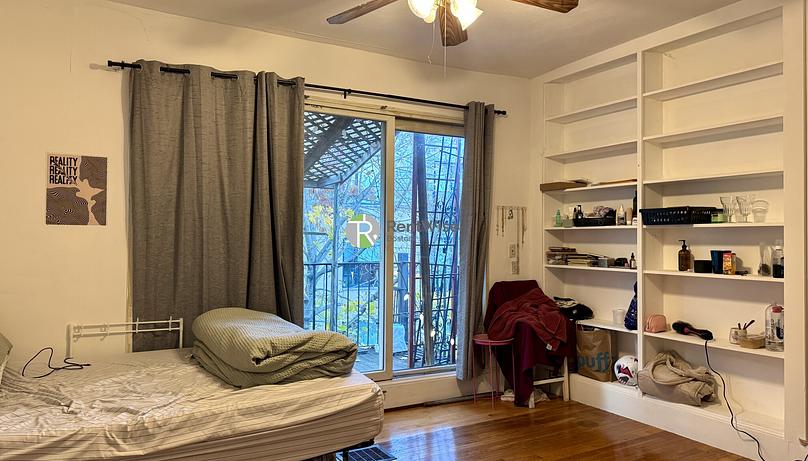 Photo of 8 Sewall St