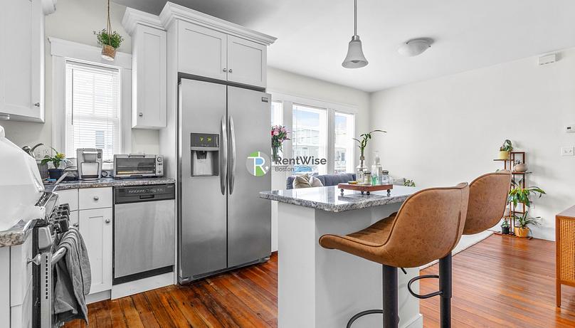 Photo of 80 Bowdoin Street