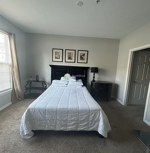 Photo of 311 Lowell St