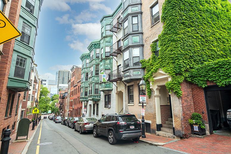 Photo of 53 Joy St