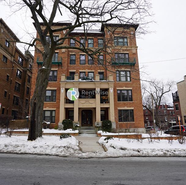 Photo of 452 Park Drive