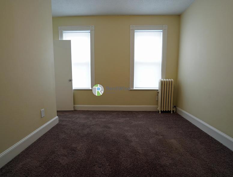 Photo of 80 Robbins Street