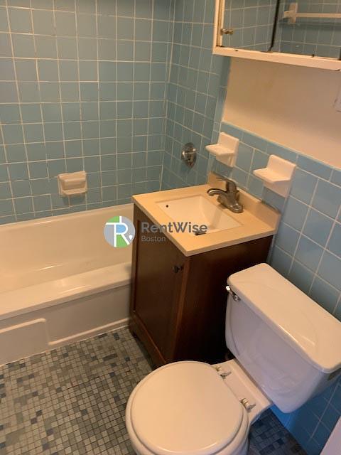Photo of 53 South Huntington Avenue