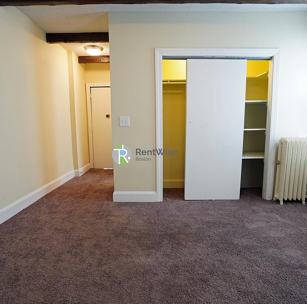 Photo of 80 Robbins Street