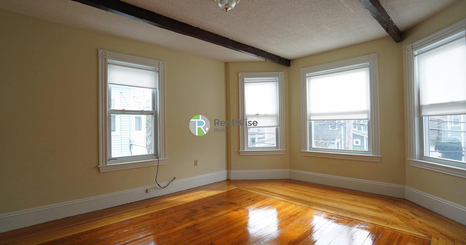 Photo of 80 Robbins Street