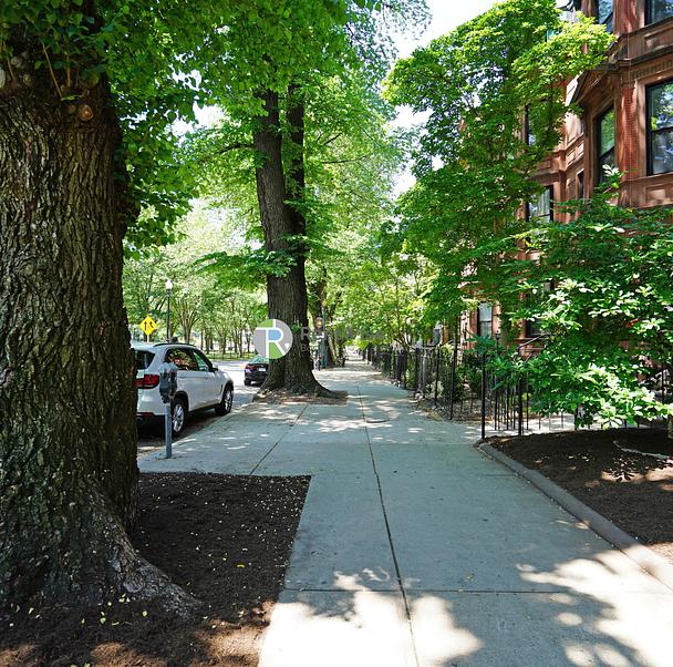 Photo of 379 Commonwealth Ave