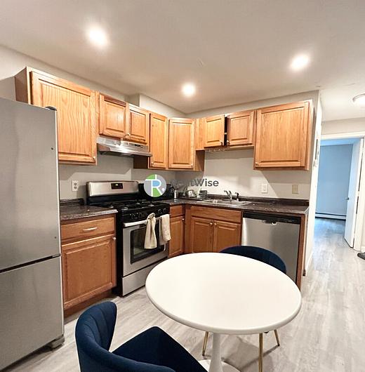 Photo of 90 Hammond St
