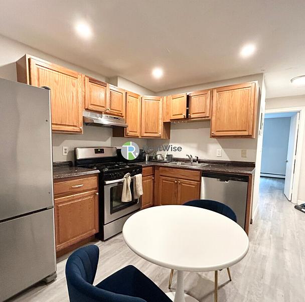 Photo of 90 Hammond St