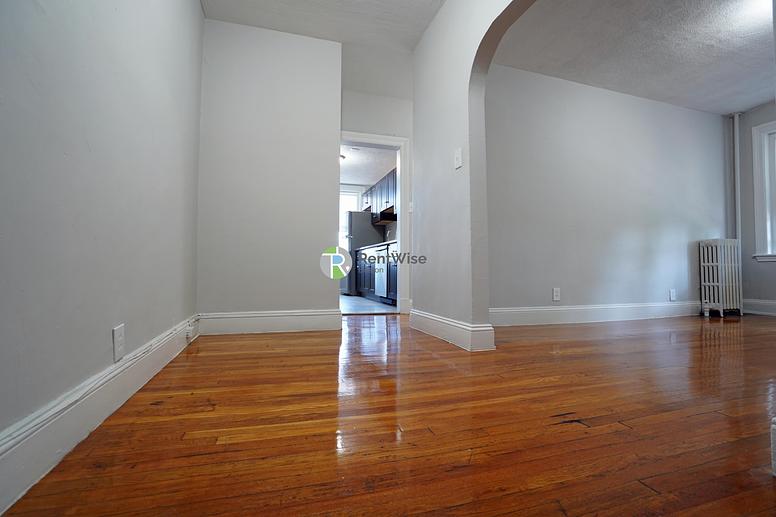 Photo of 41 Chestnut Hill Ave