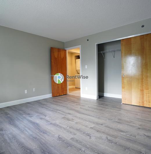 Photo of 140 North Beacon Street