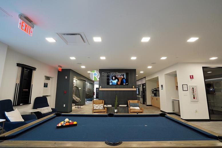 Photo of 1047 Commonwealth Ave