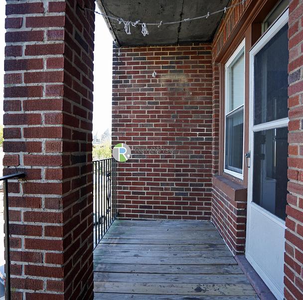 Photo of 41 Chestnut Hill Ave
