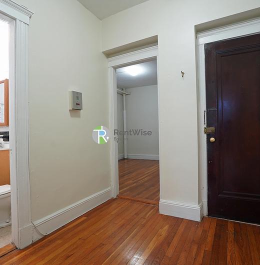 Photo of 1800 Commonwealth Avenue