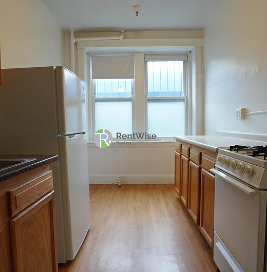 Photo of 1800 Commonwealth Avenue