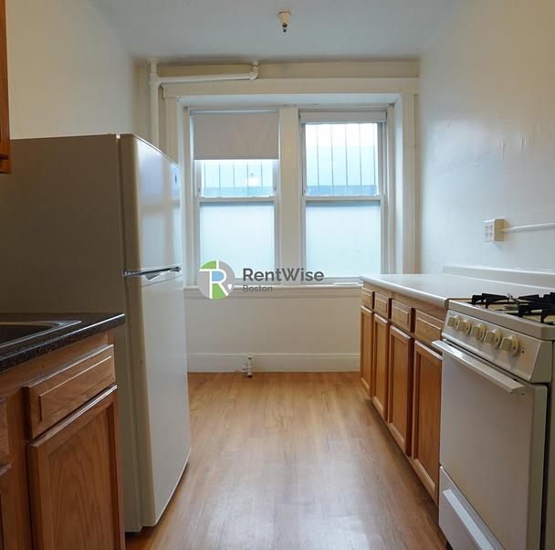 Photo of 1800 Commonwealth Avenue