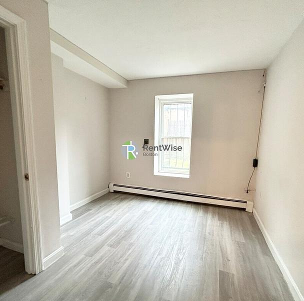 Photo of 90 Hammond St