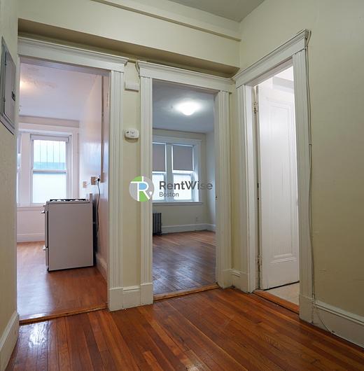 Photo of 1800 Commonwealth Avenue