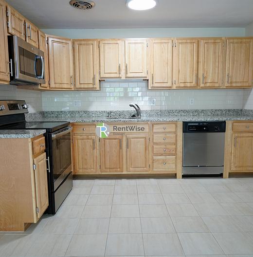 Photo of 110 Babcock St