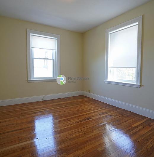 Photo of 41 Chestnut Hill Ave