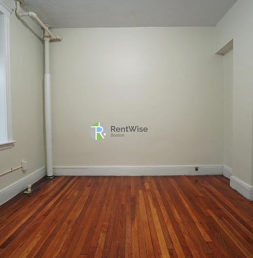 Photo of 1800 Commonwealth Avenue