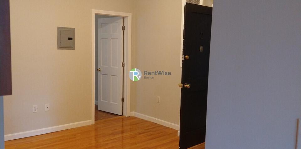 Photo of 1189 Commonwealth Avenue