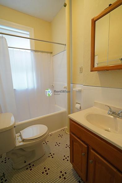 Photo of 41 Chestnut Hill Ave
