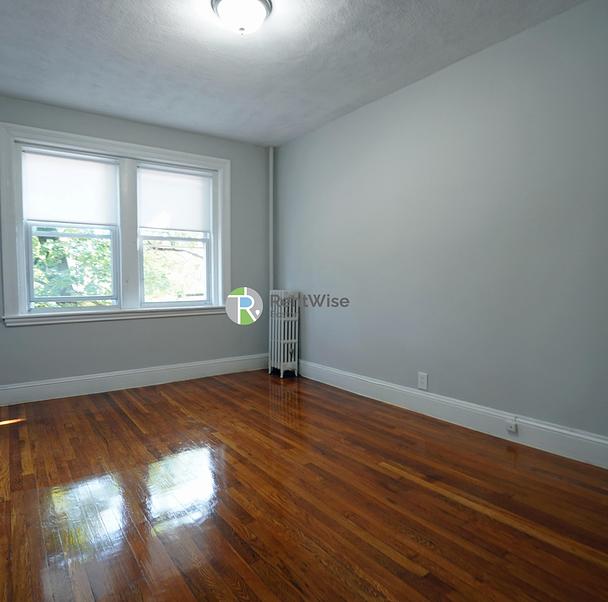 Photo of 41 Chestnut Hill Ave