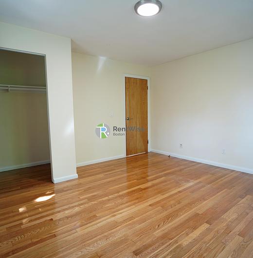 Photo of 110 Babcock St
