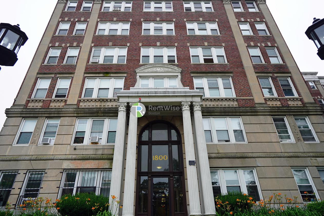 Photo of 1800 Commonwealth Avenue